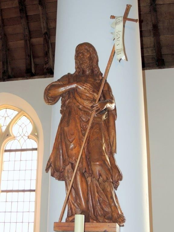 Beeld van H. Johannes de Doper in Willibrorduskerk Diessen